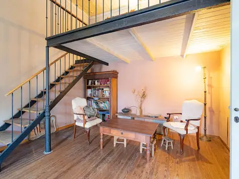 VENTA CASA EN LOTE PROPIO PILETA TAPIALES