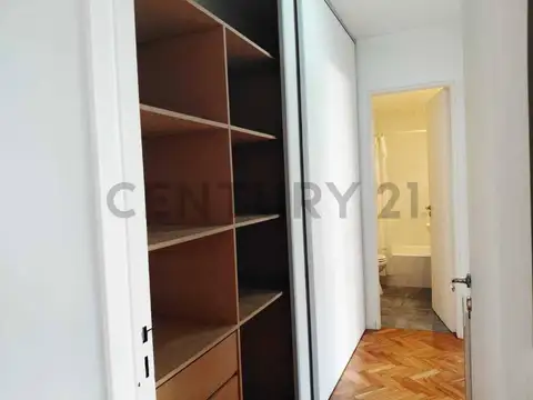 Virrey Del Pino 2400, Piso 0