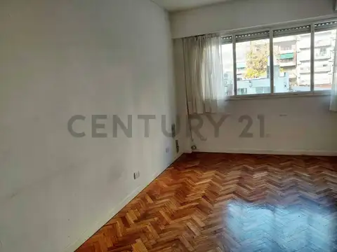 Virrey Del Pino 2400, Piso 0