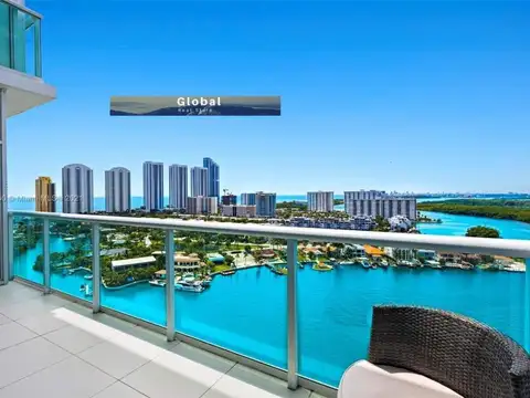 Sunny Isles Blvd, Sunny Isles Beach, FL 400