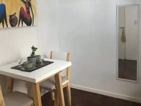 Piedras 1300, Piso 1