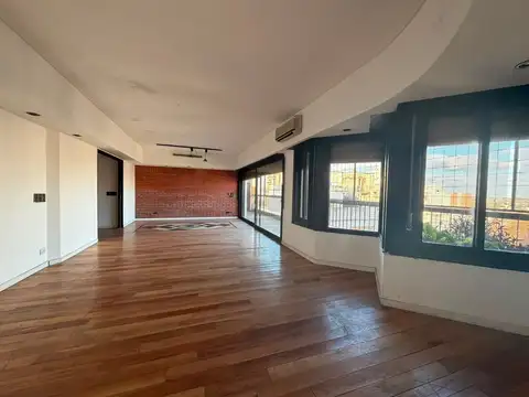 Departamento 5 ambientes con 3 baños