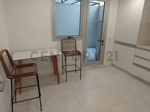 Oficina en Alquiler 1 año
