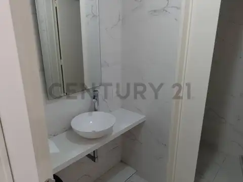 Oficina en Alquiler en Tribunales, USD 2.100