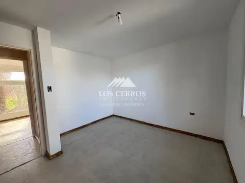 Depto Tipo Casa en Venta con 1 cocheras