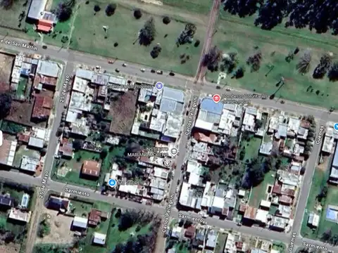 Casa a reciclar en venta - 3 Dormitorios 1 Baño - Salto