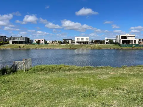 Terreno en Venta en Puertos - Barrio Costas, USD 220.000