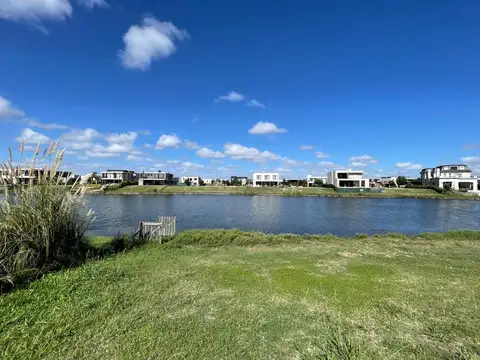 Terreno en Venta de 856,0 m2