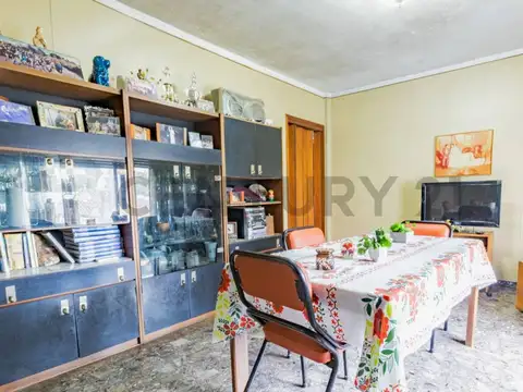 VENTA PH 5 AMBIENTES/CASEROS APTO CREDITO-PERMUTA