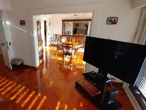 Departamento en Venta de 4 dormitorios