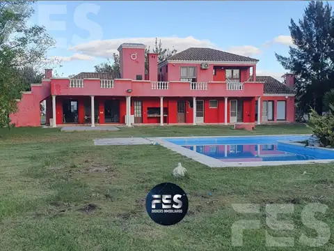 VENTA CASA 6 AMBIENTES EN FINCAS DE SAN VICENTE SECTOR CHACRAS 1
