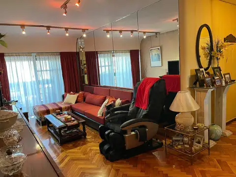 Venta Departamento 4 ambientes con dependencias - 2 balcones - frente - Congreso