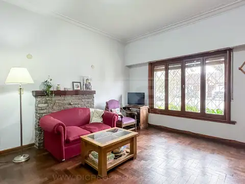 Casa 4 ambientes con 1 baño