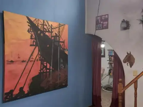 Casa 4 ambientes con 2 baños