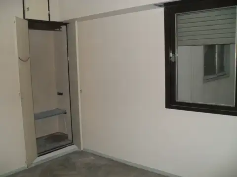 EXCELENTE DEPTO   DUEÑO 3 AMB  CONTRAFRENTE  BALCON