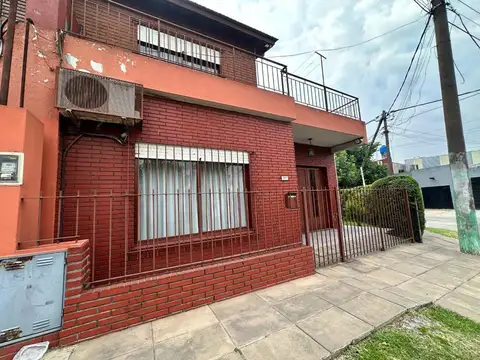 Vicente Camargo 2400