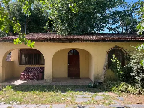 CASA QUINTA EN VENTA CON PILETA.RUTA 2 KM46 ABAST0