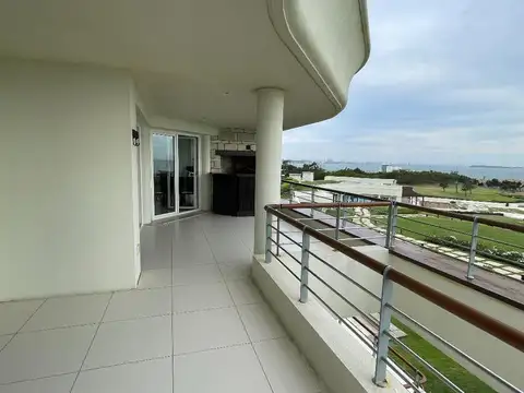 Departamento en Venta con 2 cocheras