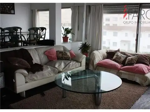 Departamento 4 ambientes con 2 baños