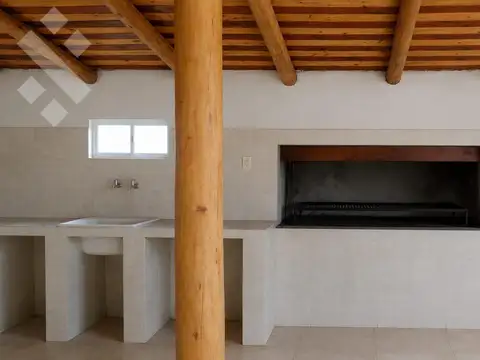 11.55 Ha RUTA 65 Fernández Oro - Río Negro