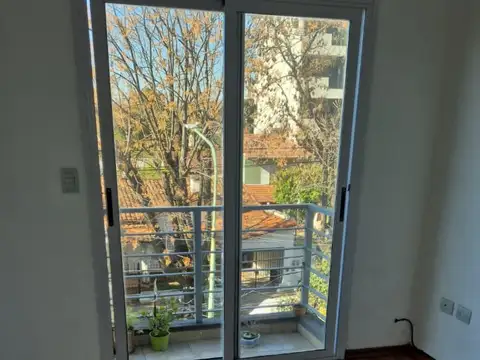 Departamento en Alquiler en San Antonio de Padua, $ 500.000