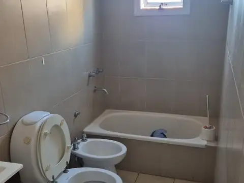 SE ALQUILA DEPARTAMENTO DE DOS AMBIENTES PADUA CENTRO
