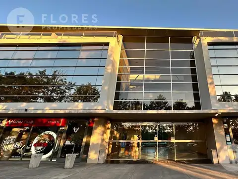 Flores Prop. Venta con renta! Oficina en Edificio Polo 1 - Pilar