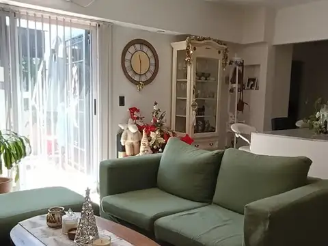 Depto Tipo Casa 3 ambientes con 1 baño