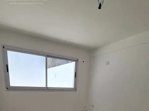 Departamento en Venta en Temperley, USD 74.900