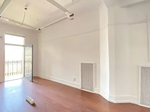Oficina en Venta en San Nicolás, USD 130.000