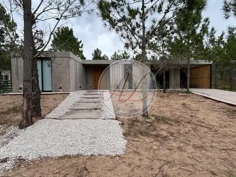 CASA 558 / BARRIO SERENA - VILLAROBLES