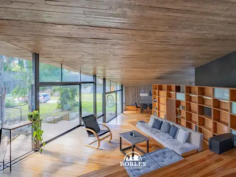 Casa 5 ambientes con 2 baños