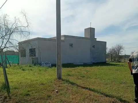 Terreno en Lucio V Lopez