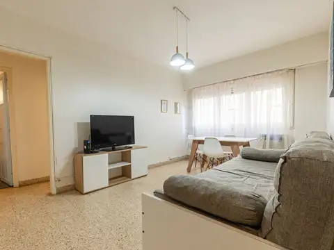 VENTA DEPARTAMENTO 2 AMBIENTES PLAZA COLON