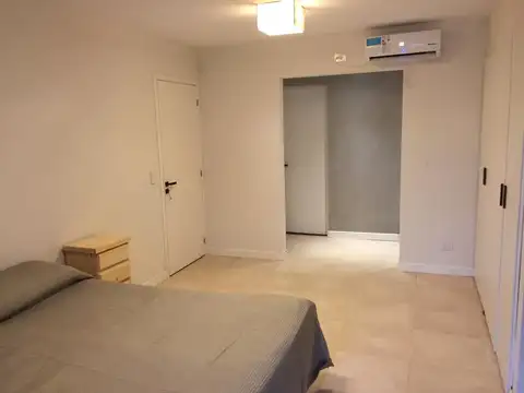 Casa en Alquiler Temporal con 2 cocheras