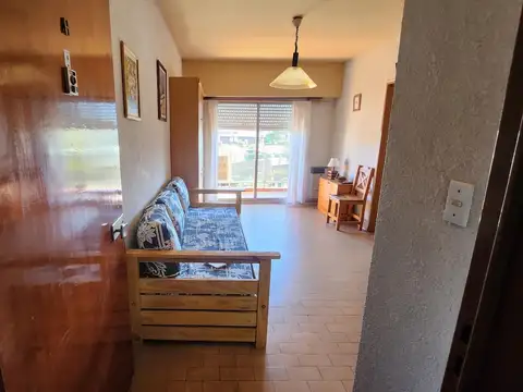 Se vende Departamento Monoambiente en Villa Gesell, Costa Atlántica.
