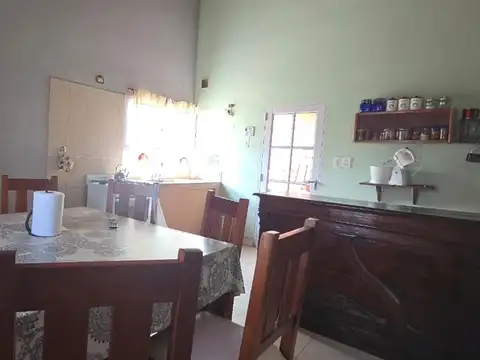 Casa 3 ambientes con 1 baño
