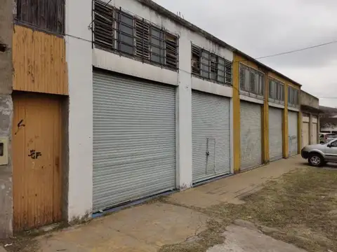 Venta  locales en Block en Banfield Oeste