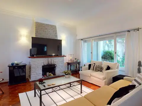 Chalet de 4 amb con dependencia de servicio