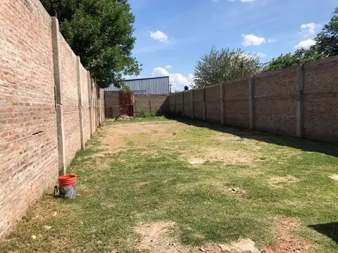 Galpon en Venta 55  mts Fondo