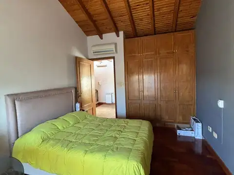 Casa en Venta en Countries y Barrios Cerrados en Godoy Cruz, USD 430.000