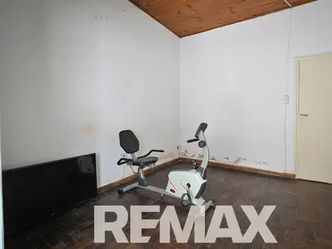 SE VENDE Casa 2 Dormitorios - Barrio Norte