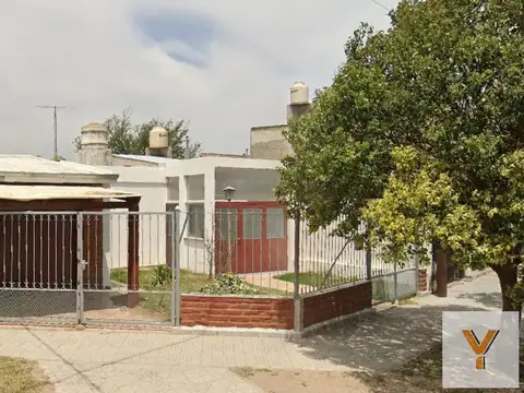 Casa en venta - 2 Dormitorios 2 Baños - Río Cuarto