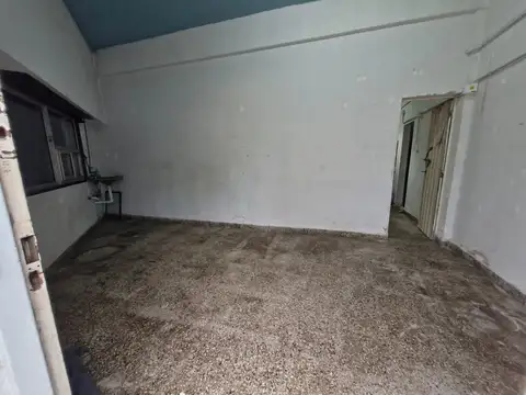 2 Locales Apto todo Rubro de 60 m² en esquina
