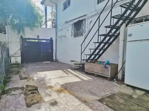 Casa en Venta en Garin, USD 215.000