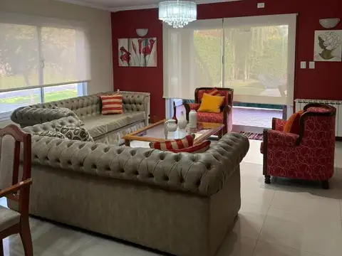 Casa en Alquiler en El Lauquen, USD 2.200