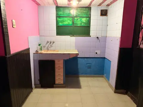 Casa en Alquiler en La Tablada, $ 450.000