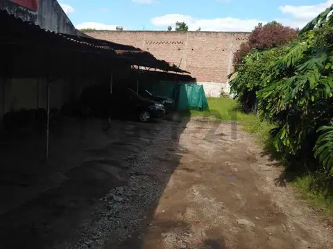 Profesor Rogelio Vidal 5800, Piso TERRENO