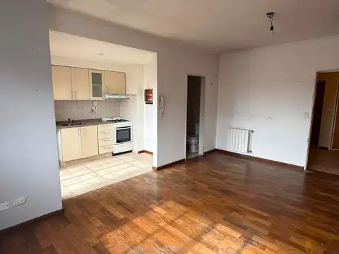 Departamento en Venta en Adrogue, USD 124.500