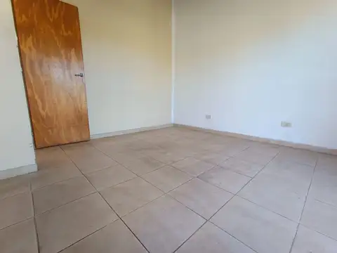 Casa en Alquiler en Ituzaingo, $ 650.000